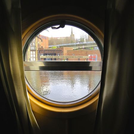 Houseboat Hotels Шеффілд Номер фото