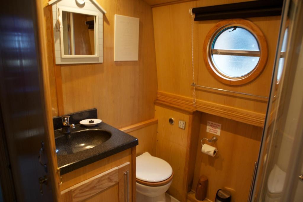 Houseboat Hotels Шеффілд Екстер'єр фото