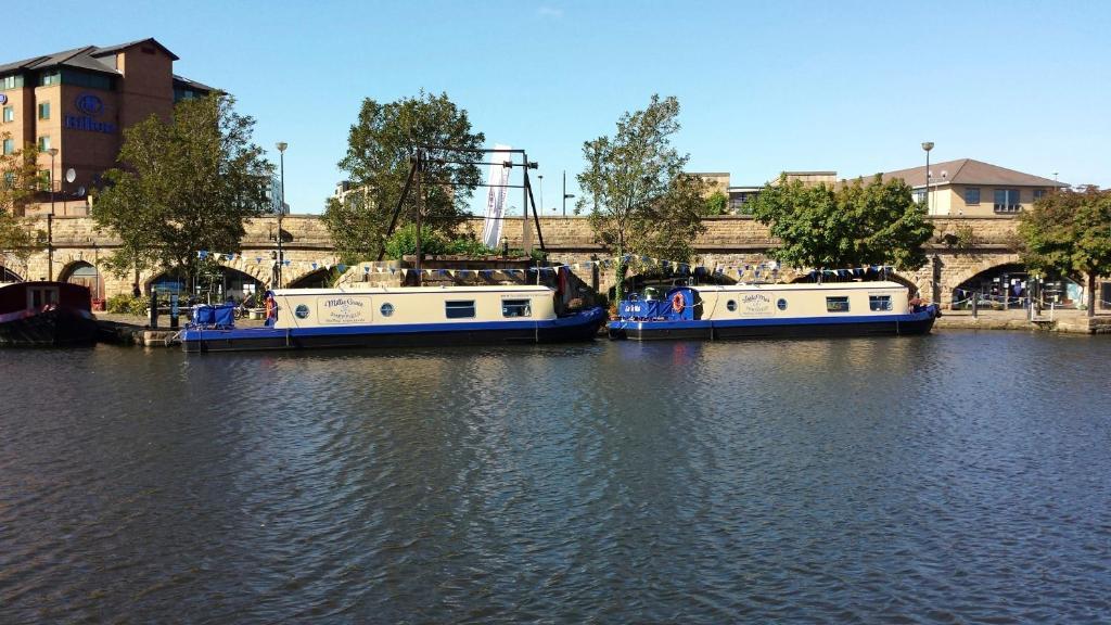 Houseboat Hotels Шеффілд Номер фото